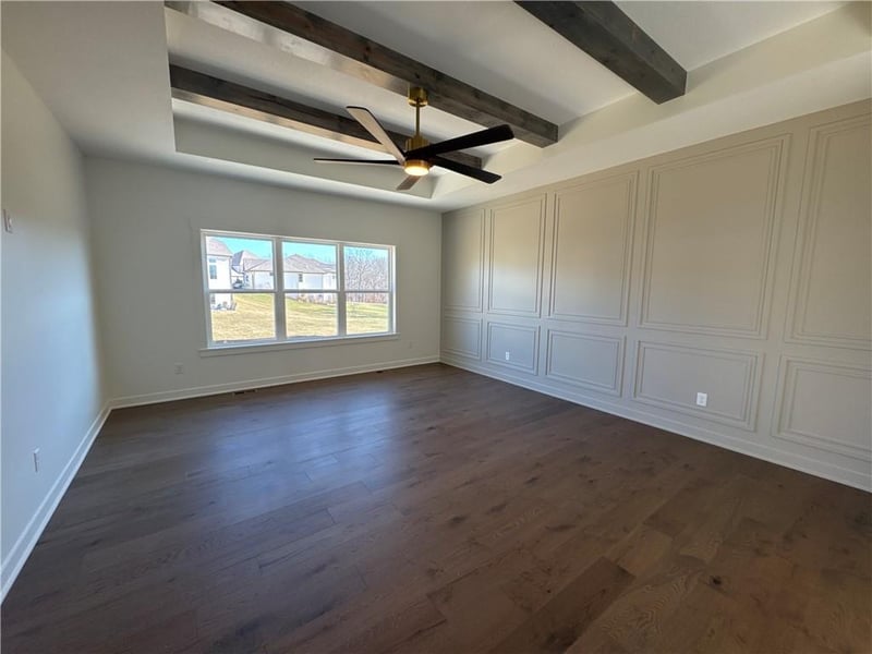 13508 Terrace Park Dr, Parkville, MO 64152