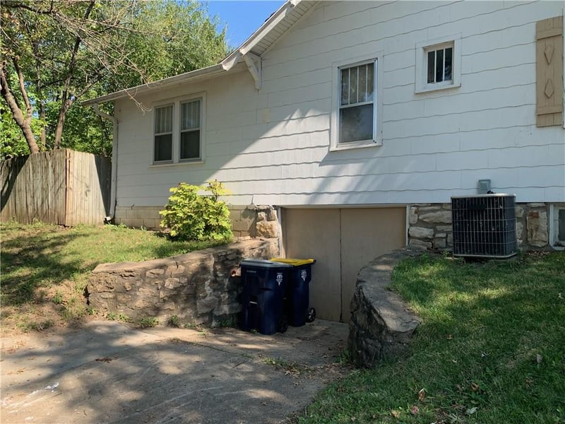 514 77th St, Kansas City, MO 64114