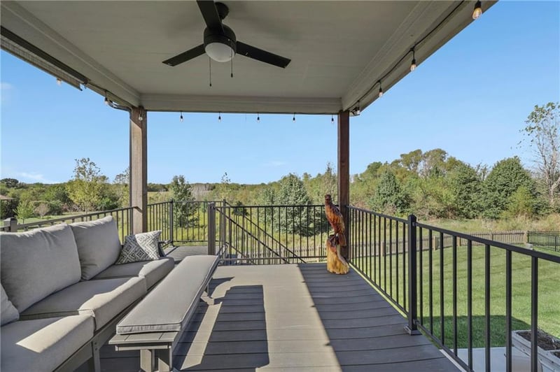 512 Wilds Pw, Greenwood, MO 64034