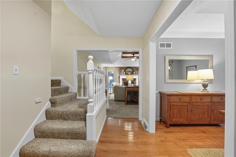 2216 73rd Ter, Kansas City, MO 64118