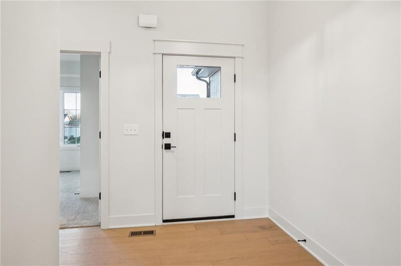 2152 Black Walnut Dr, Liberty, MO 64068