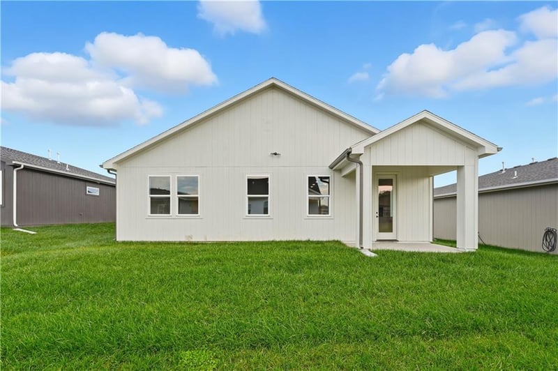 1603 105th Ter, Kansas City, MO 64155