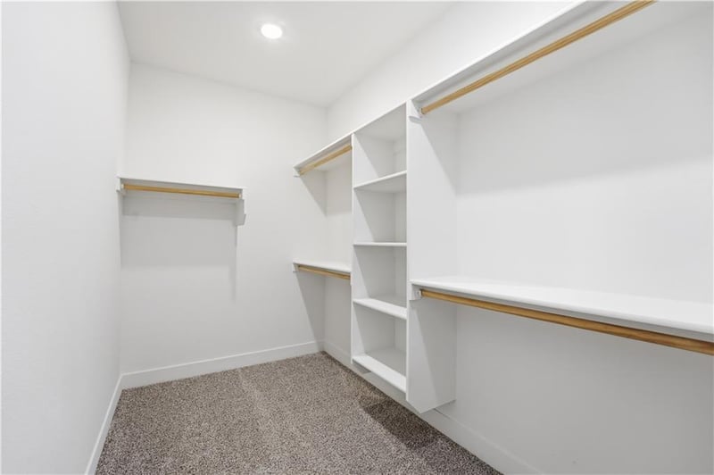 1603 105th Ter, Kansas City, MO 64155