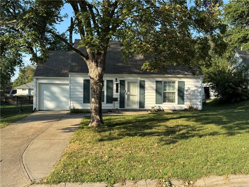 1218 25th Ter, Independence, MO 64052