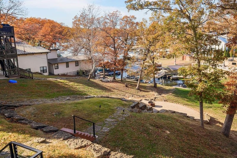 49-51 Z Lake Shore Dr, Lake Lotawana, MO 64086