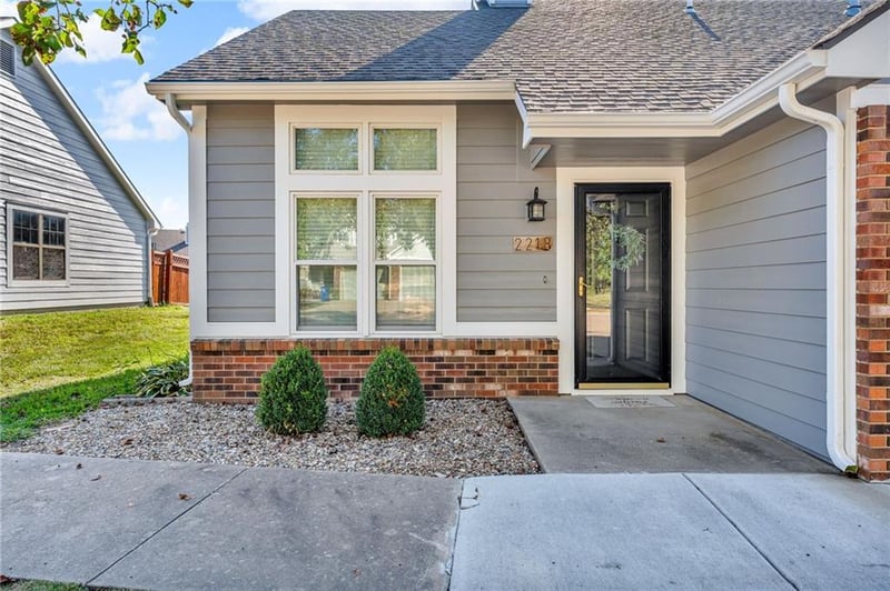 2218 Vail Way, Lawrence, KS 66047
