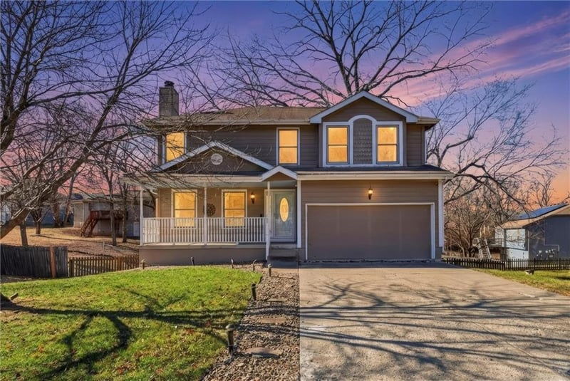 5212 Hedges Ave, Kansas City, MO 64133