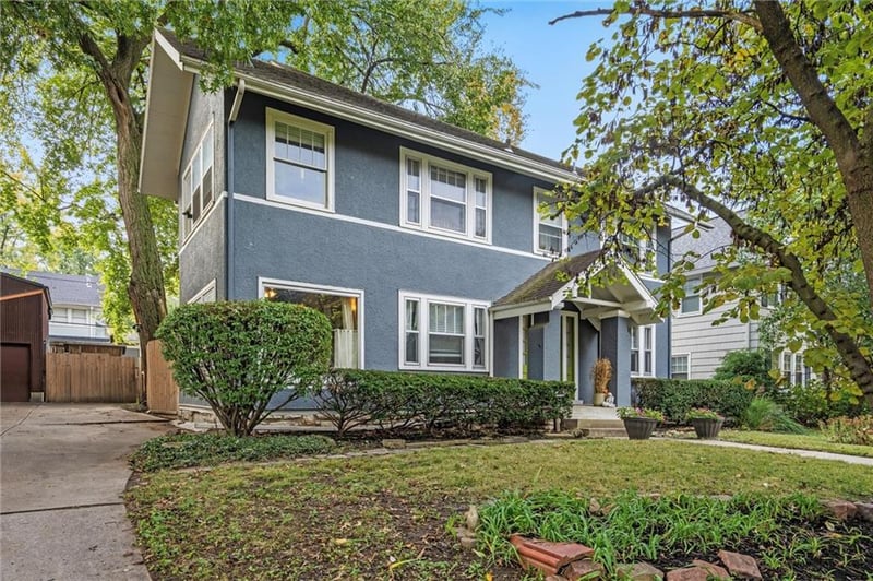 441 61st Ter, Kansas City, MO 64113