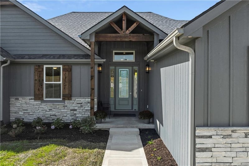 16581 Olive St, Basehor, KS 66007