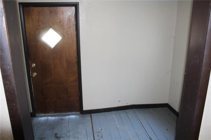 120 S Kansas St, Chanute, KS 66720