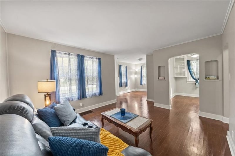 1616 Pollard Ave, Independence, MO 64055