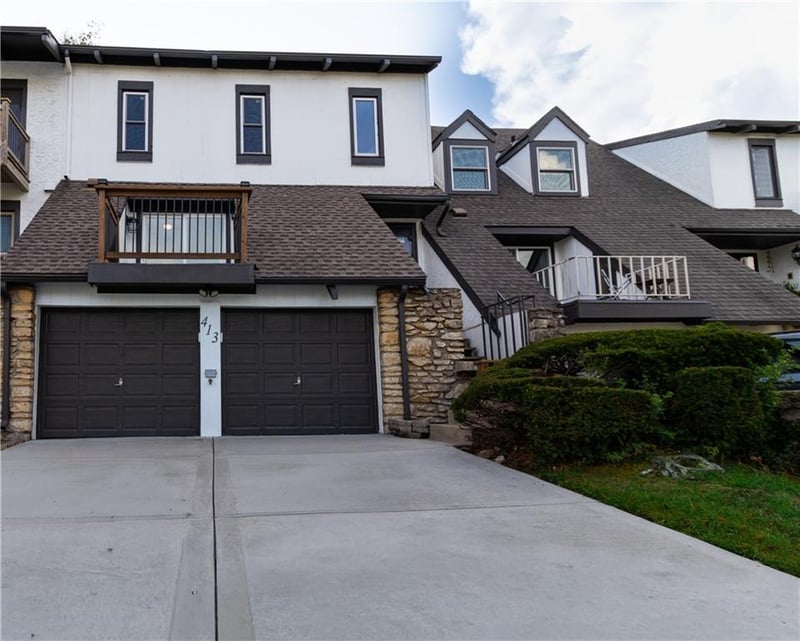 413 Woodbridge Ln, Kansas City, MO 64145