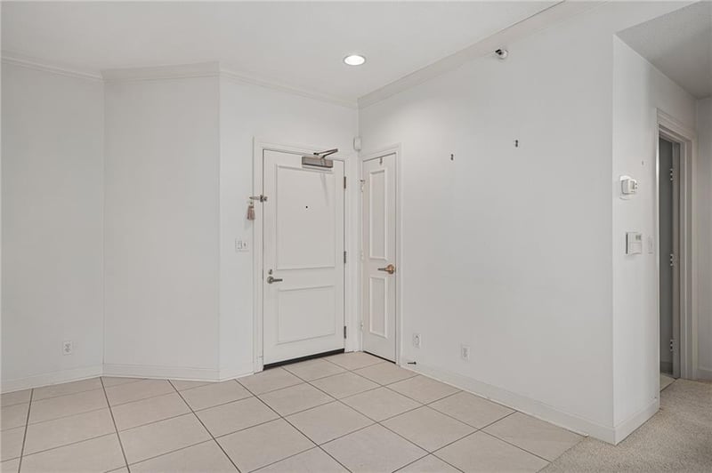 4949 Wornall Rd #410, Kansas City, MO 64112