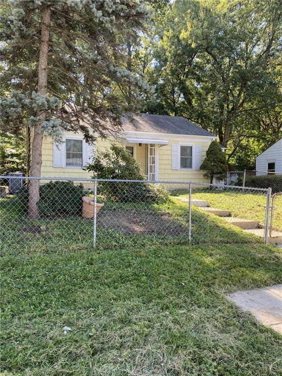 807 NE 46th St, Kansas City, MO 64116