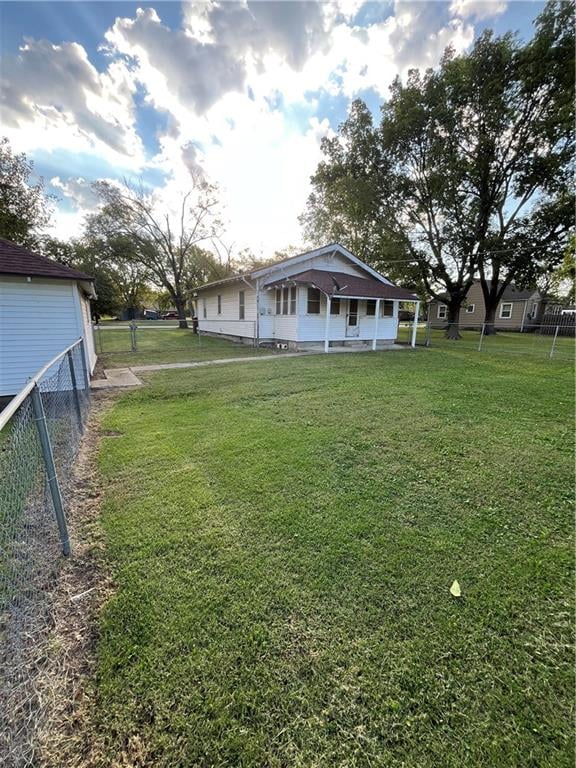 412 N 9th St, Humboldt, KS 66748