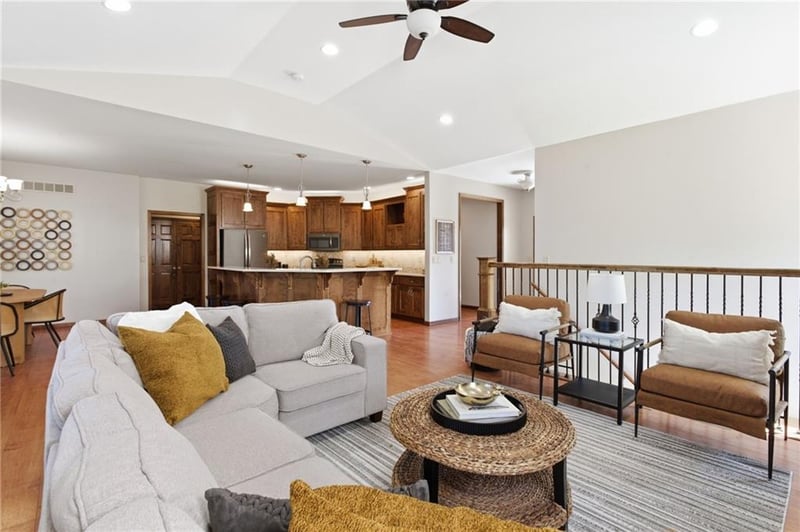 16678 Evans Rd, Basehor, KS 66007