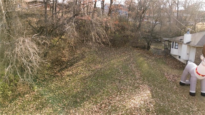 11239 E Smart Ave, Sugar Creek, MO 64054