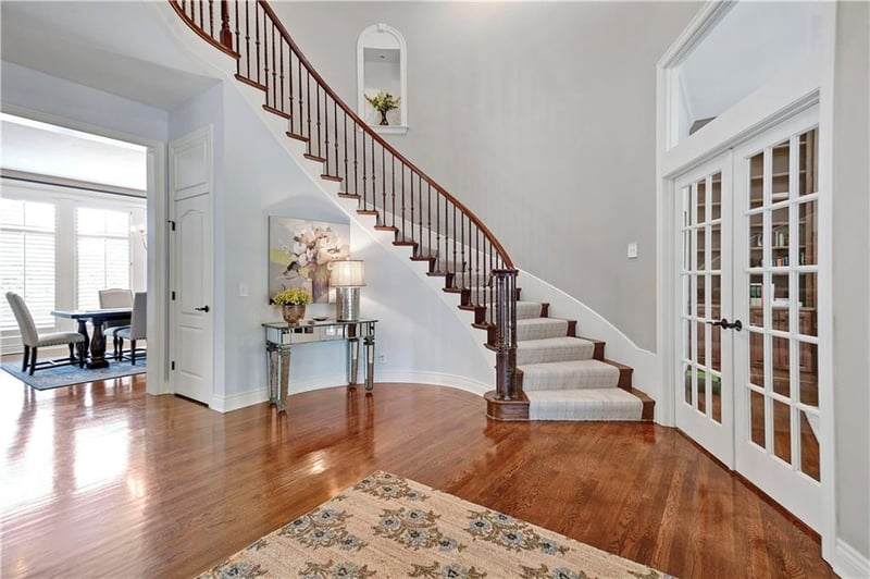 14913 Ash St, Leawood, KS 66224