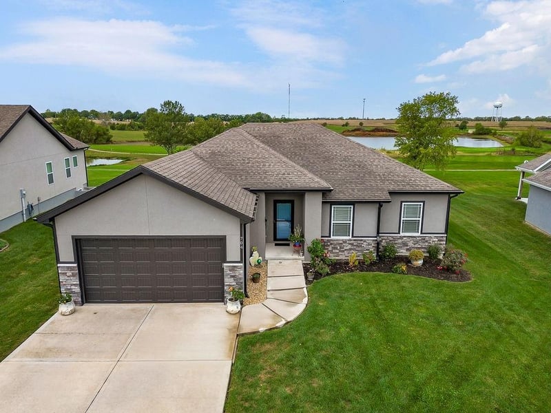 704 Salem Rd, Lawson, MO 64062