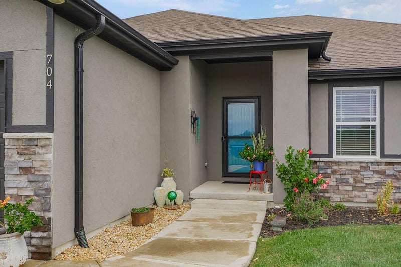 704 Salem Rd, Lawson, MO 64062