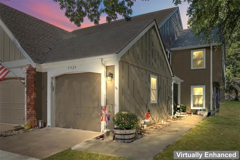 9424 W 122nd St, Overland Park, KS 66213