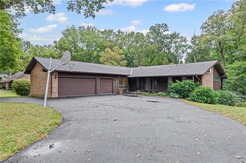 6851 Garfield Dr, Kansas City, KS 66102