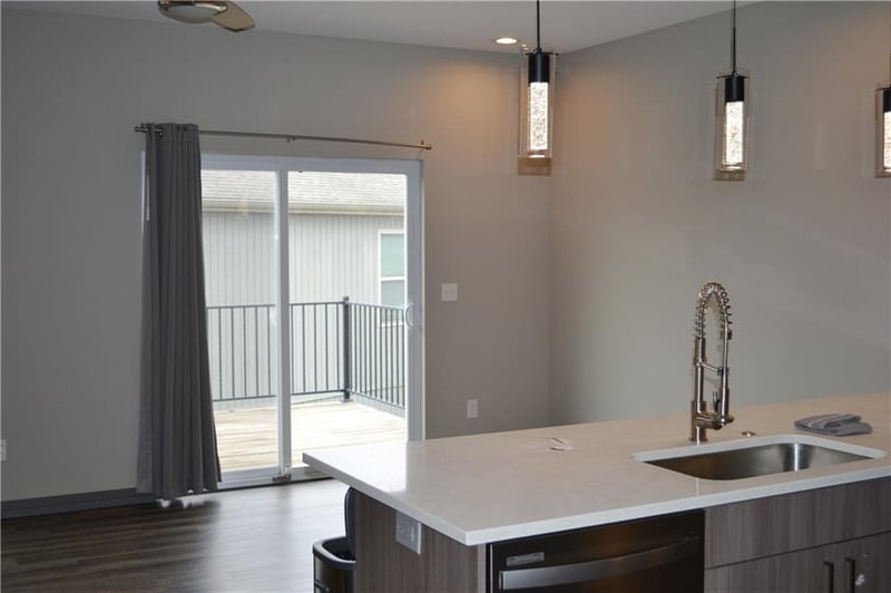 1207 77th St, Kansas City, MO 64118