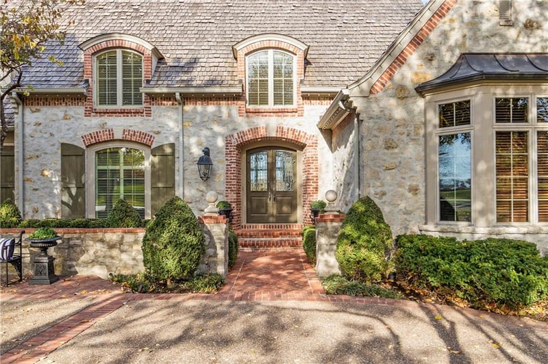 360 E Loch Lloyd Pw, Loch Lloyd, MO 64012