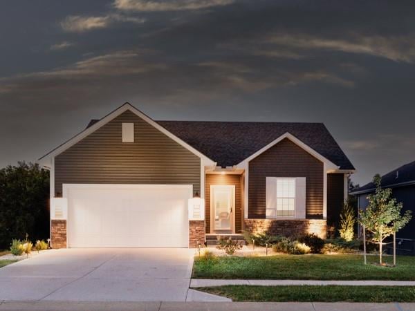 4013 Sol Dr, Blue Springs, MO 64014