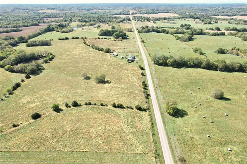 F Hw, Cowgill, MO 64637