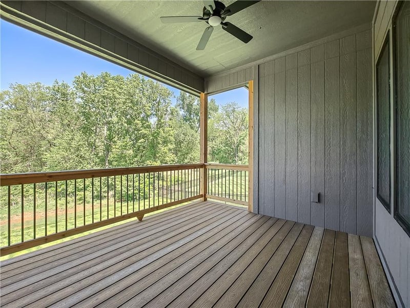 2452 179th St, Overland Park, KS 66085