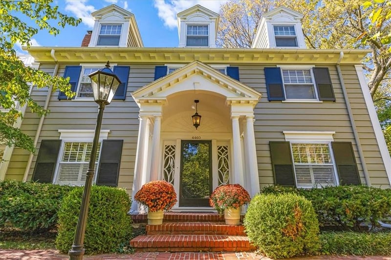 4460 Rockhill Ter, Kansas City, MO 64110