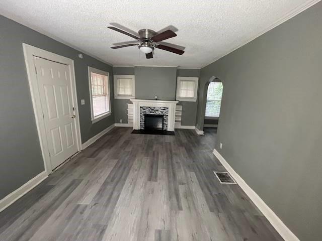 5030 Walrond Ave, Kansas City, MO 64130