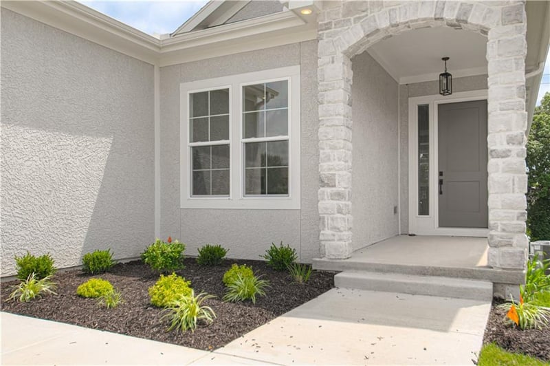4845 Martin St, Riverside, MO 64150
