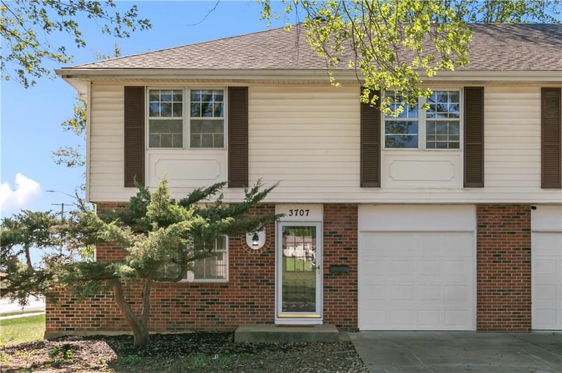 3707 67th Ter, Kansas City, MO 64119
