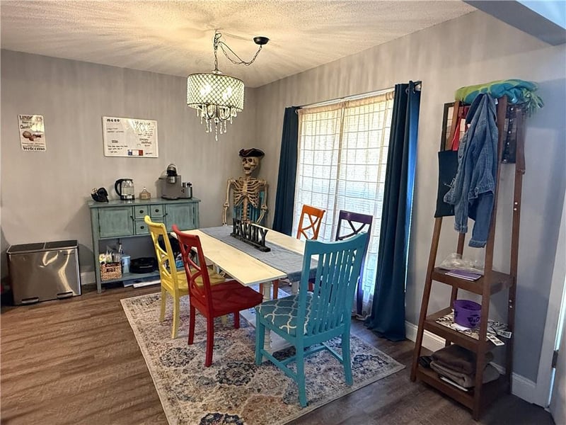 1504-06 Sunset St, Blue Springs, MO 64015