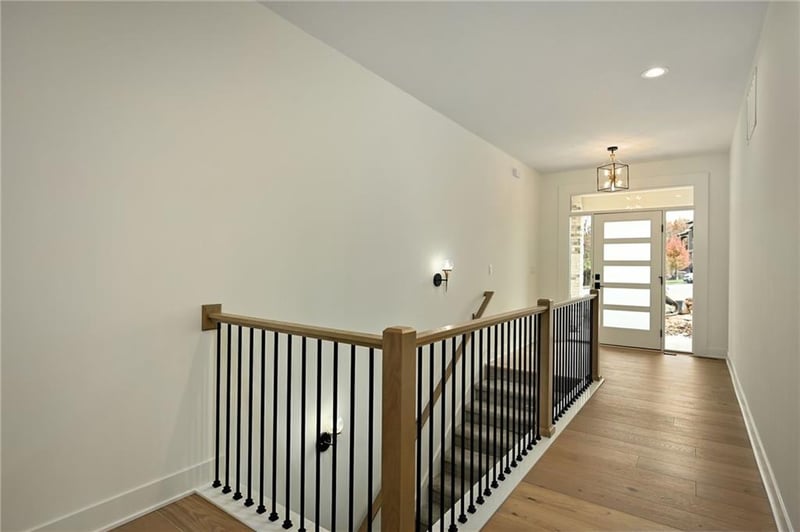 4412 Gateway Dr, Lee's Summit, MO 64064