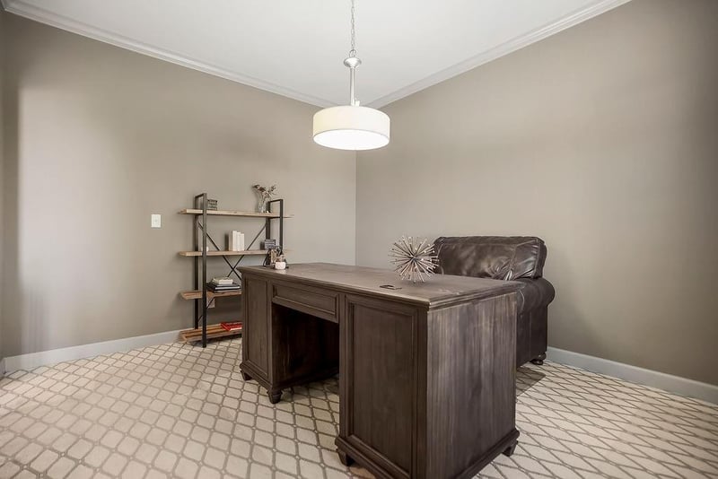 108 SE Riley St, Blue Springs, MO 64064