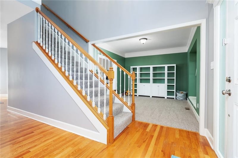 1017 Stoneridge Dr, Lawrence, KS 66049