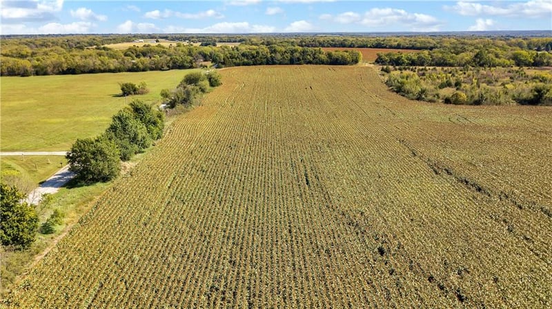 38939 387th Rd, Lane, KS 66042