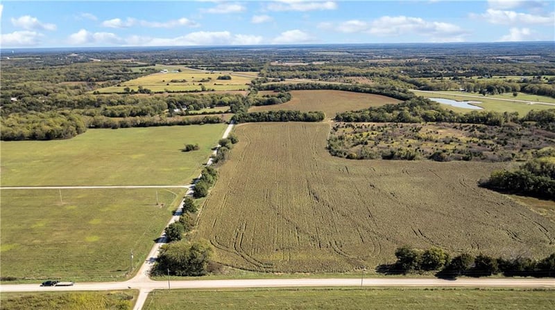 38939 387th Rd, Lane, KS 66042