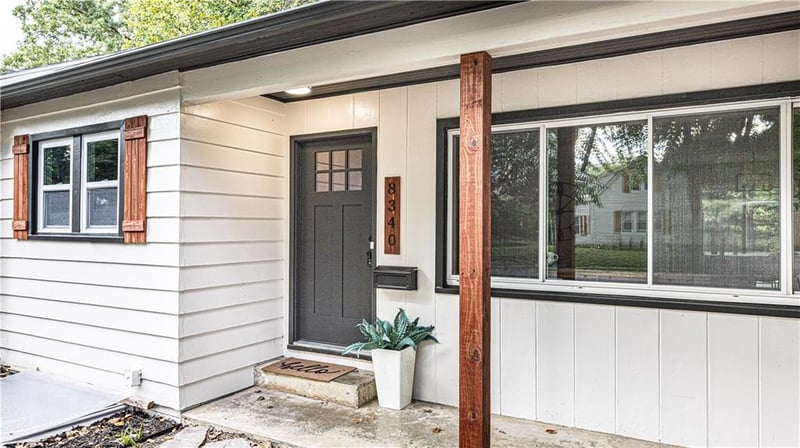 8340 Riggs St, Overland Park, KS 66212