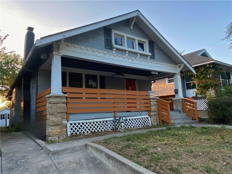 4520 Chestnut Ave, Kansas City, MO 64130