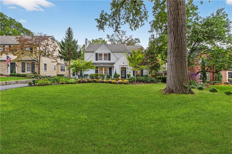 6512 High Dr, Mission Hills, KS 66208