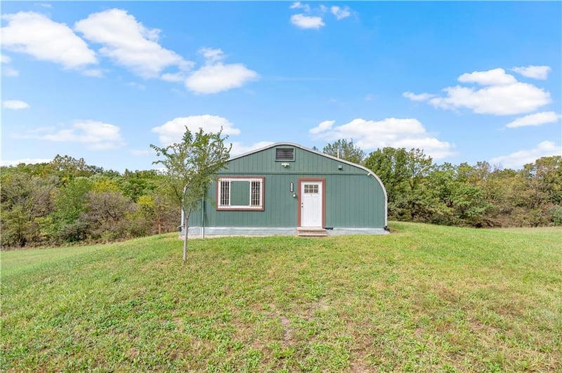 6168 W Cheyenne Dr, Lathrop, MO 64465