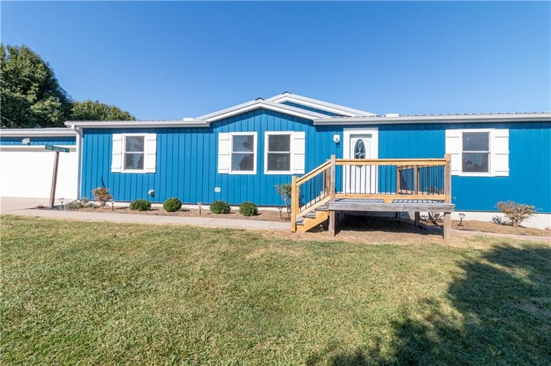 710 Groom St, Stewartsville, MO 64490