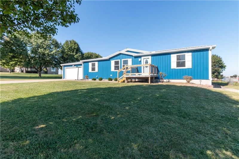 710 Groom St, Stewartsville, MO 64490