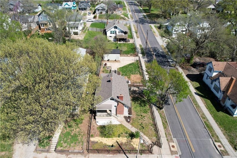 5043 Michigan Ave, Kansas City, MO 64130