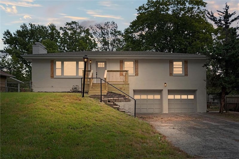 2217 83rd St, Kansas City, KS 66109