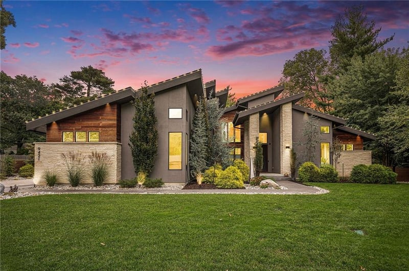 9421 Belinder Rd, Leawood, KS 66206